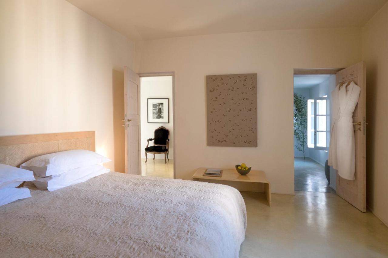 Hotel Domaine Des Andeols Saint-Saturnin-d'Apt Zimmer foto