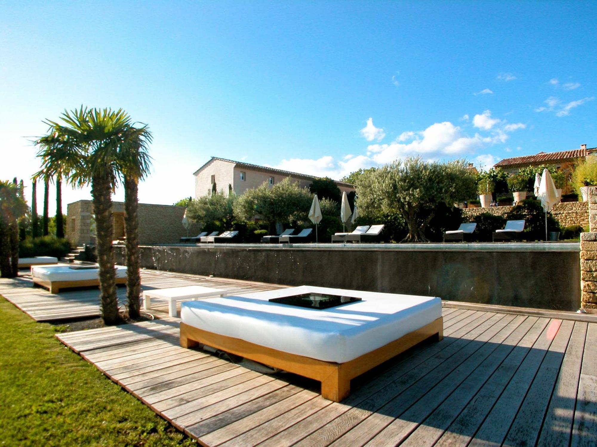 Hotel Domaine Des Andeols Saint-Saturnin-d'Apt Exterior foto
